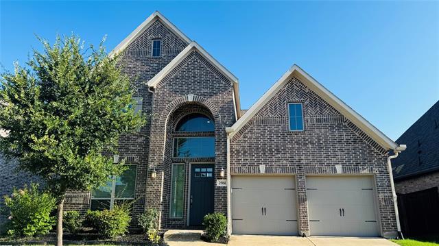property at 2504 Williamsburg Dr