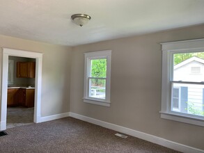 2426 Fairview Ave in Lynchburg, VA - Building Photo - Building Photo