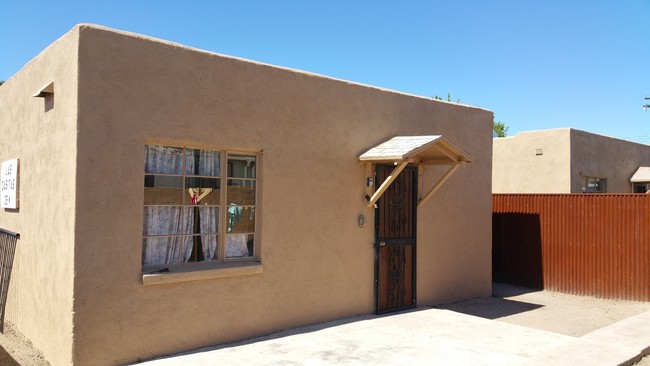 26 W 34th St in Tucson, AZ - Building Photo - Building Photo