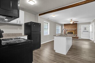 1340 Mt Moriah Rd in Memphis, TN - Building Photo - Building Photo