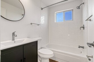 Orea Apartments in Denver, CO - Building Photo - Building Photo