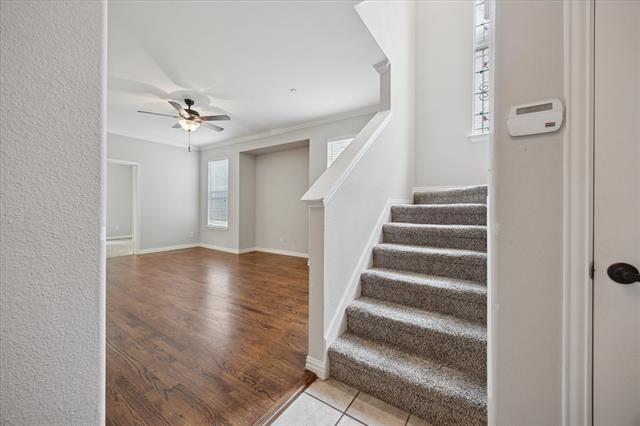 2153 Parkview in Carrollton, TX - Building Photo - Building Photo