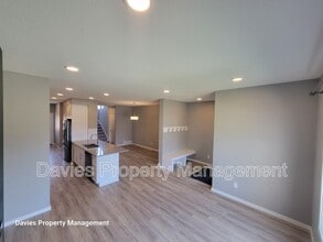 403-437 37 Ave NW in Edmonton, AB - Building Photo - Building Photo