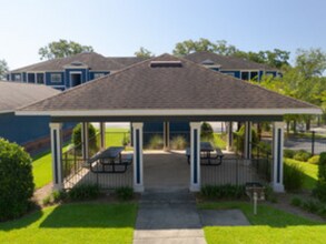 Village at Midtown in Mobile, AL - Foto de edificio - Building Photo