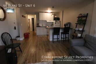 46 Blake St in Hamilton, ON - Building Photo - Building Photo