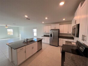 9825 Branching Ship Trce in Zephyrhills, FL - Building Photo - Building Photo