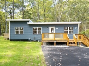 16 Moose Trail in Groton, MA - Foto de edificio - Building Photo