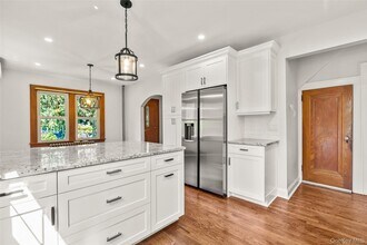 7 Nanuet Ave in Nanuet, NY - Building Photo - Building Photo