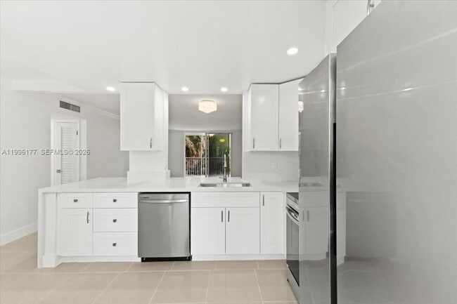 property at 319 NE 14th Ave