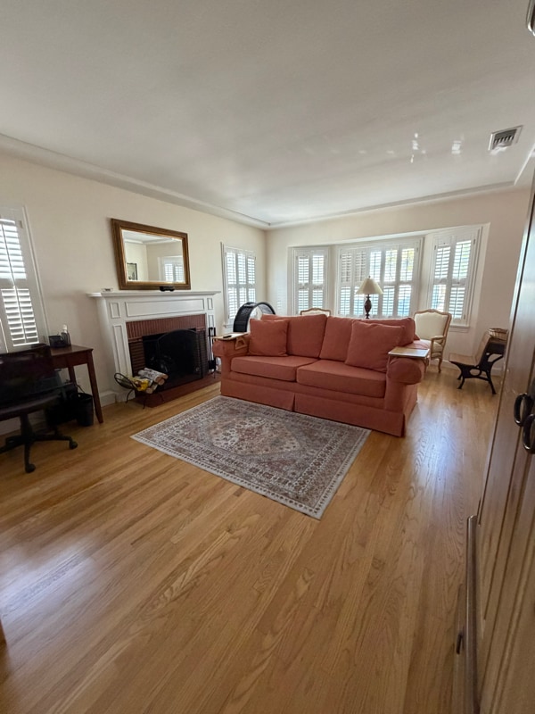 property at 1127 N California St