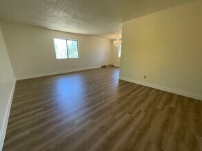 7821 N Leonardo Da Vinci Way in Tucson, AZ - Building Photo - Building Photo