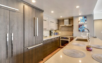 2160 Century Park E in Los Angeles, CA - Building Photo - Building Photo