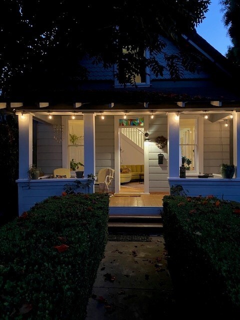 property at 1120 E Santa Clara St