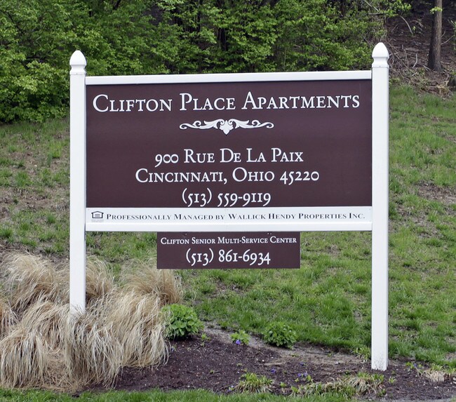Clifton Place in Cincinnati, OH - Building Photo - Building Photo
