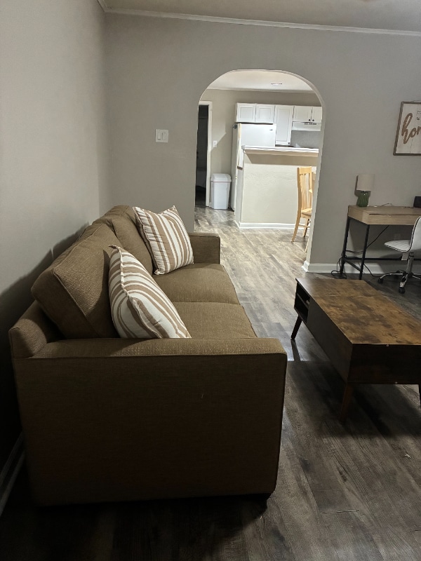 property at 4418 N Cypress Ave