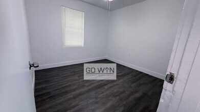 407 N 38th St in Phoenix, AZ - Building Photo - Building Photo