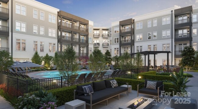9035 Lindholm Dr in Huntersville, NC - Building Photo - Building Photo