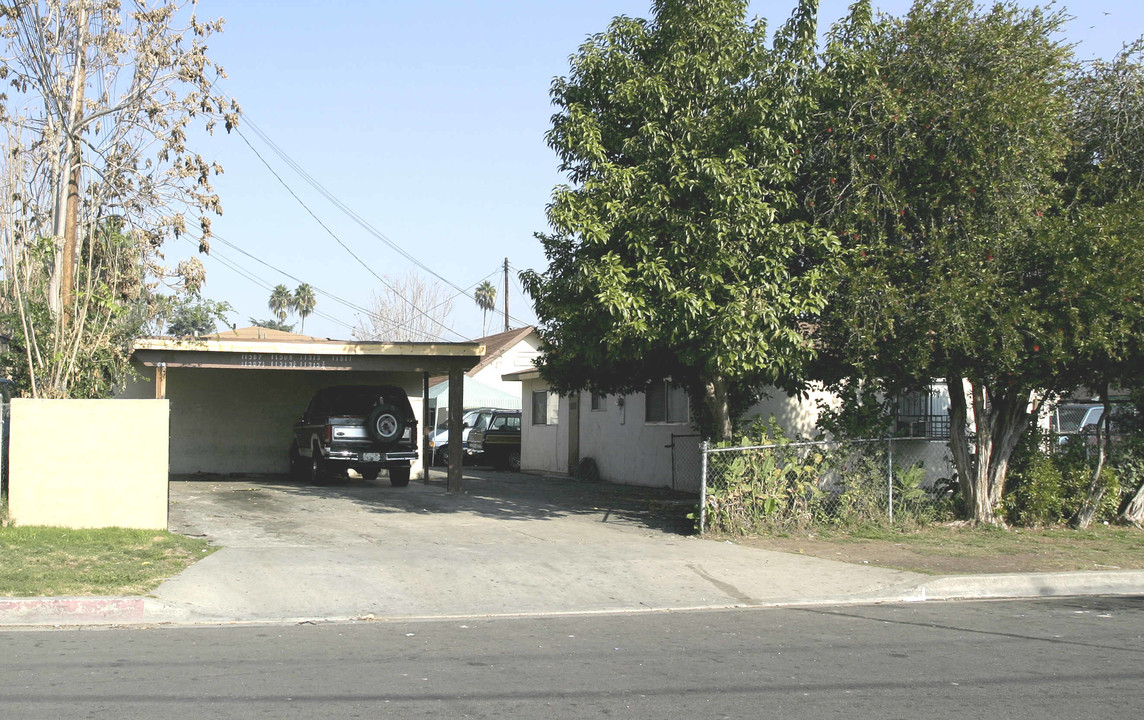 Schmidt Apartments in El Monte, CA - Building Photo