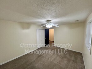 627 Ash St in Eudora, KS - Building Photo - Building Photo