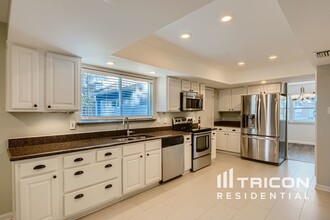 1712 Hartford Dr in Carrollton, TX - Building Photo - Building Photo