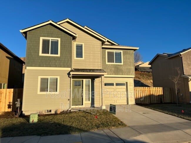 property at 675 NE Brookstone Dr