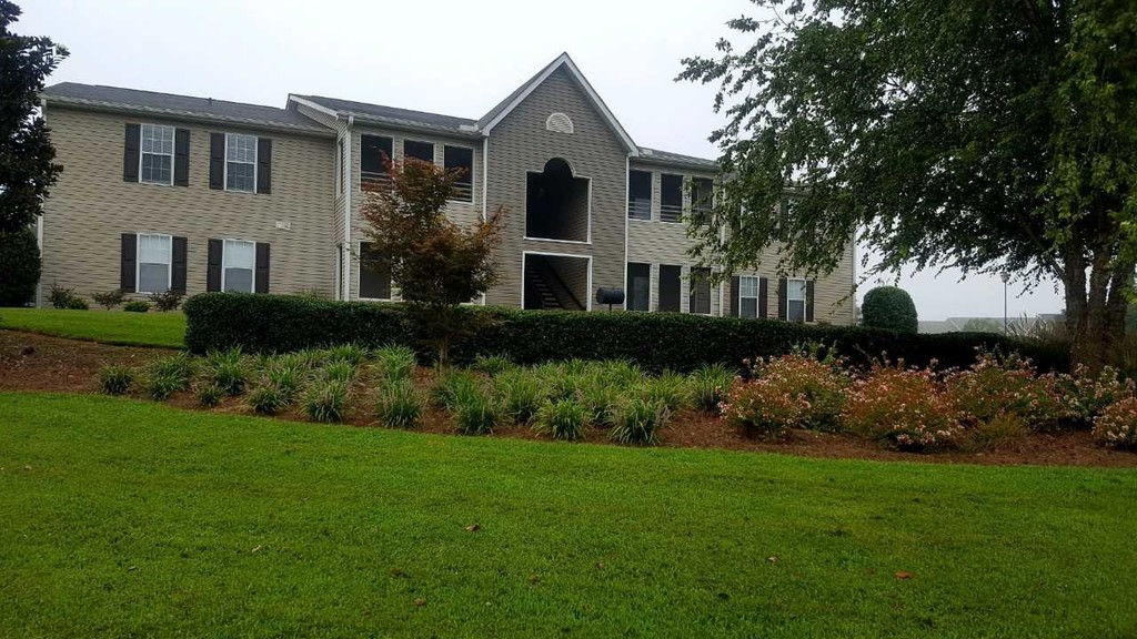 The River Apartments in Valley, AL