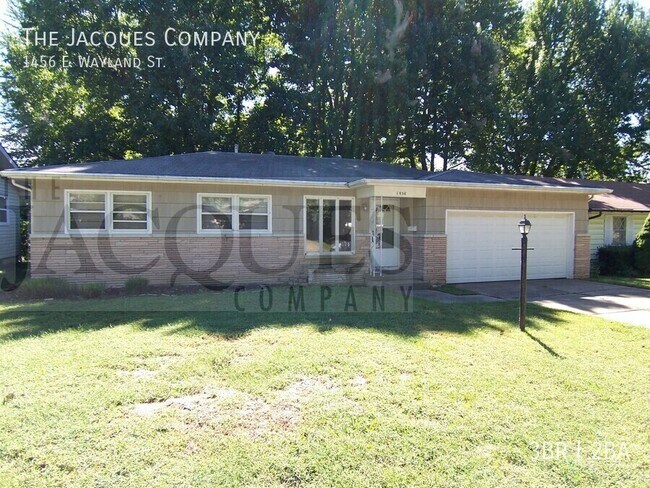 property at 1456 E Wayland St