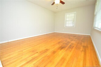 4814 Greenbrier Rd in Raleigh, NC - Building Photo - Building Photo