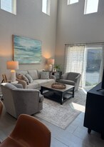 210 Rainbow Dr in San Antonio, TX - Building Photo