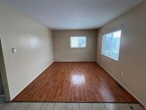 7944 Grand St in Dexter, MI - Building Photo - Building Photo