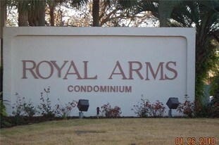 510 Orange Dr, Unit 12 in Altamonte Springs, FL - Building Photo