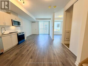 1680 Victoria Park Ave in Toronto, ON - Building Photo - Building Photo