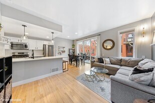 1214 S Federal St, Unit H in Chicago, IL - Building Photo