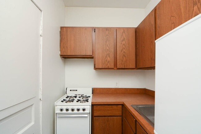 3024 N Halsted St, Unit B4 in Chicago, IL - Building Photo - Building Photo