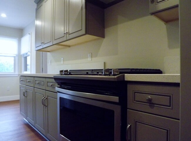 722 7th St in Coronado, CA - Building Photo - Building Photo