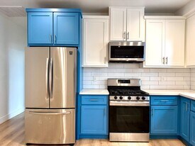 3918 Brighton Ave in Los Angeles, CA - Building Photo