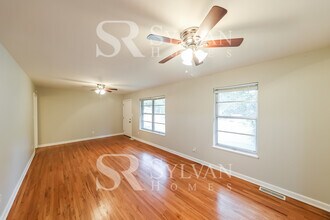 36 8th Pl in Pleasant Grove, AL - Building Photo - Building Photo