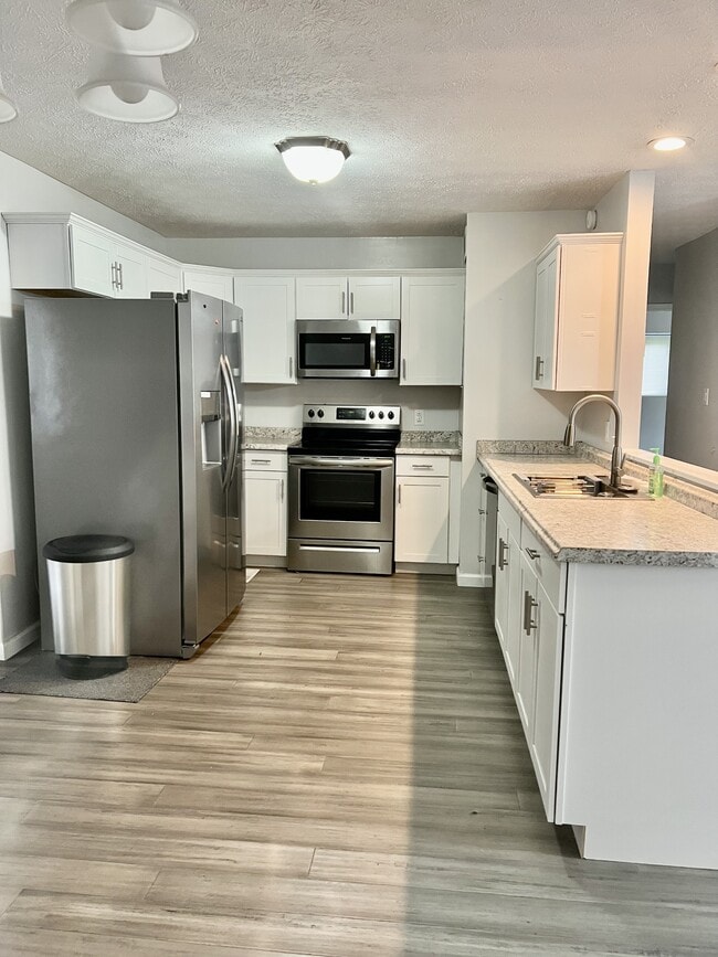 215 Pleasant Valley in Morehead, KY - Building Photo - Building Photo