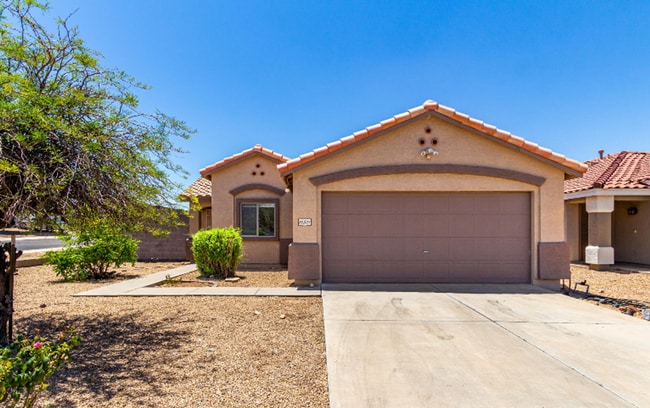 property at 10521 W Donald Dr