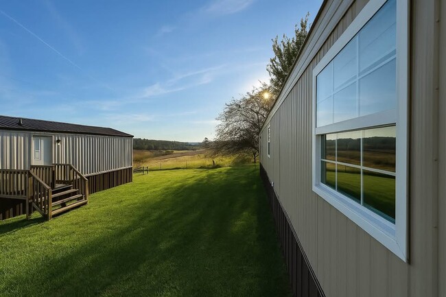 50 Ponder Dr in Galax, VA - Foto de edificio - Building Photo