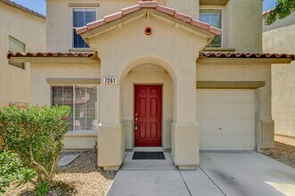 7261 High Cascade Ave in Las Vegas, NV - Building Photo - Building Photo