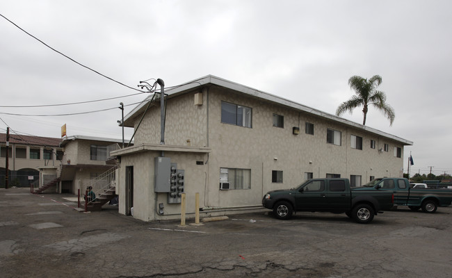 Northgate Lane Apartments in Anaheim, CA - Building Photo - Building Photo