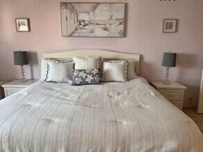 255 Dolphin Point in Clearwater, FL - Building Photo - Building Photo