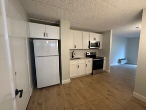 40 Cochituate Rd in Framingham, MA - Building Photo - Building Photo