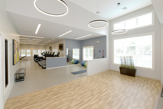 Axis at Lakeshore in Bridgewater, MA - Foto de edificio - Interior Photo