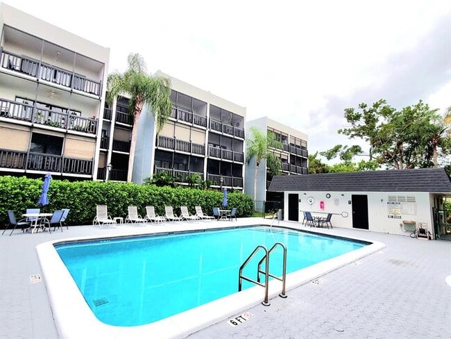 property at 1021 Mockingbird Ln