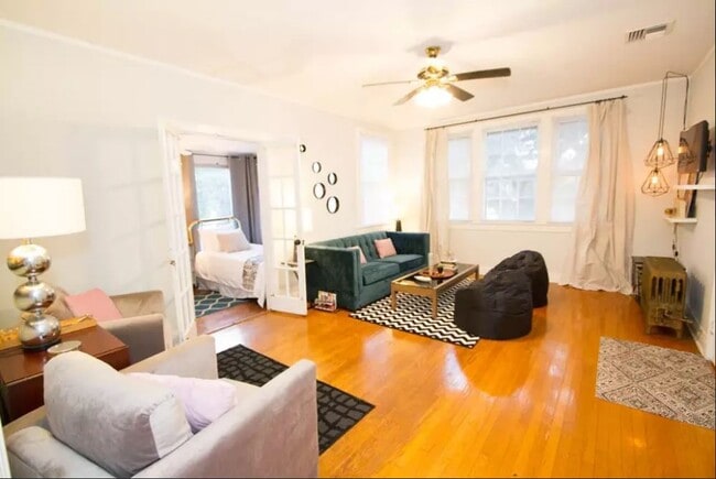 4603 S Claiborne Ave, Unit 4603 in New Orleans, LA - Foto de edificio - Building Photo