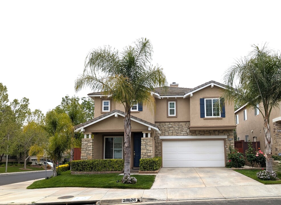 28628 Placerview Trail in Santa Clarita, CA - Building Photo