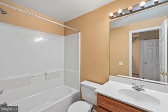 306 Batley Ct in Fredericksburg, VA - Building Photo - Building Photo