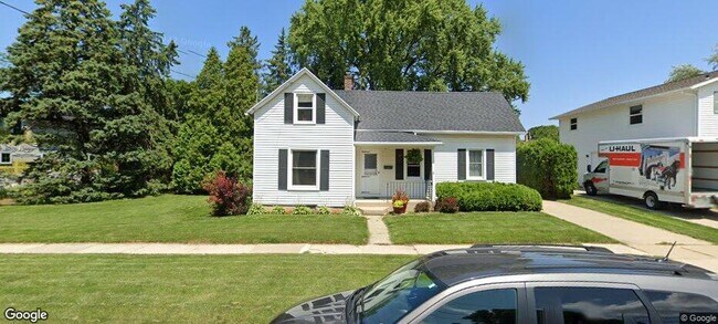 property at 826 Cedar St